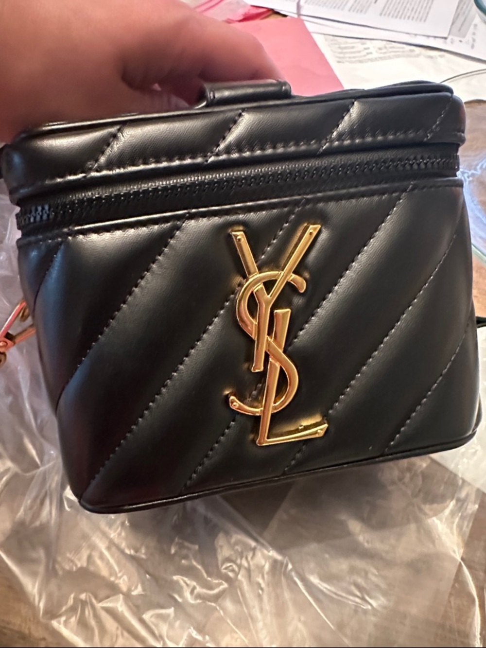 Saint Laurent Black Quilted Leather VANITY GWP (Novelty) - Picture 2 of 13